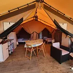 Les Chagnelles