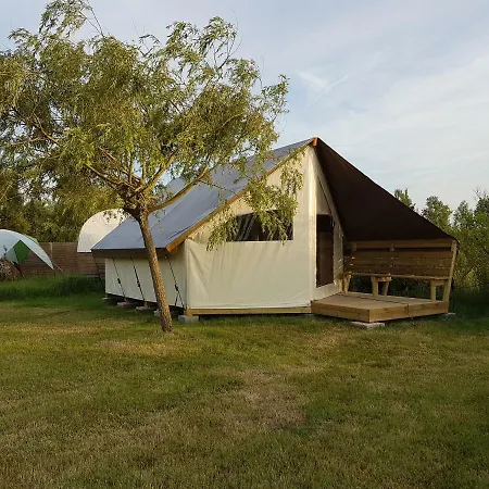 Parque de Campismo Les Chagnelles Le Perrier