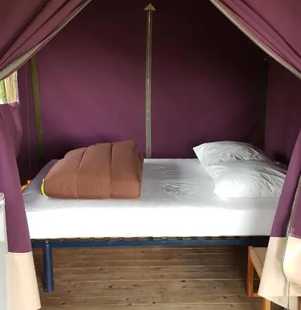 Les Chagnelles Camping Le Perrier