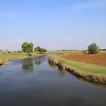 Les Chagnelles