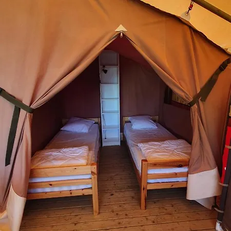 Camping Les Chagnelles