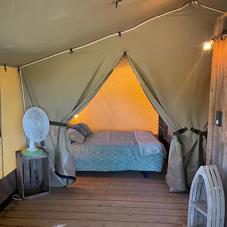 Les Chagnelles Kamp alanı Le Perrier