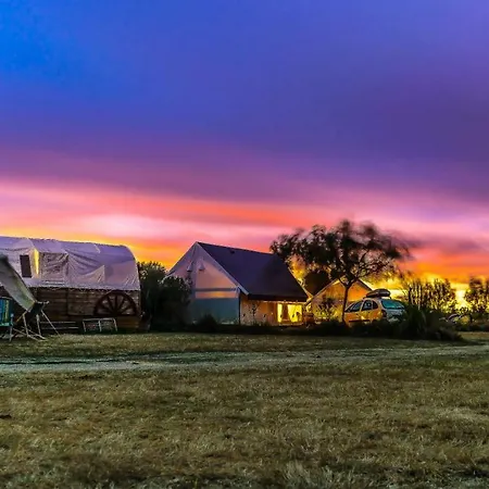 Camping Les Chagnelles *