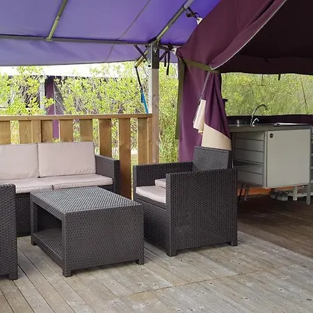 Les Chagnelles Campsite Le Perrier