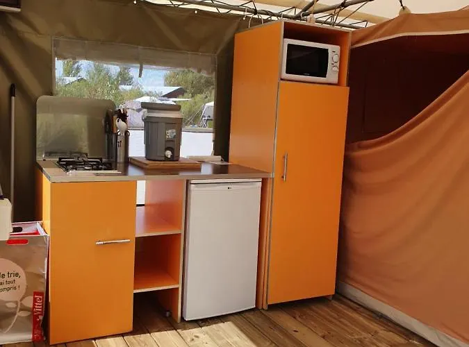 Les Chagnelles Camping *