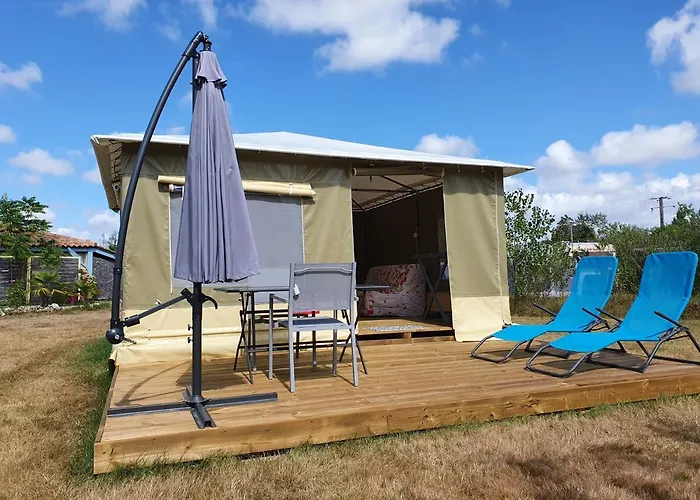 Les Chagnelles Camping Le Perrier