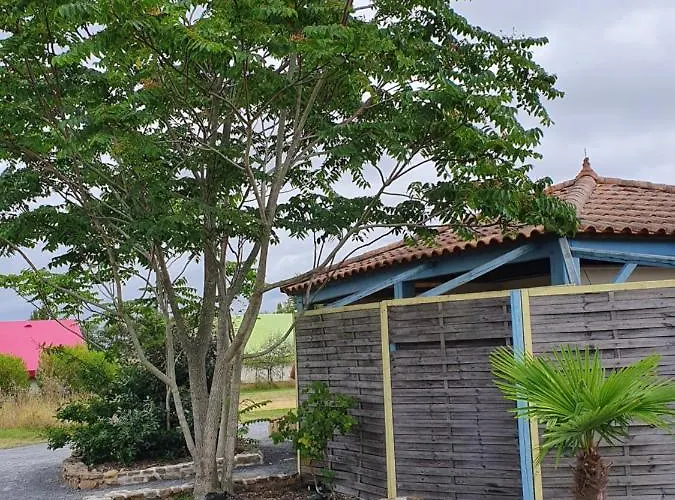 Les Chagnelles Camping *