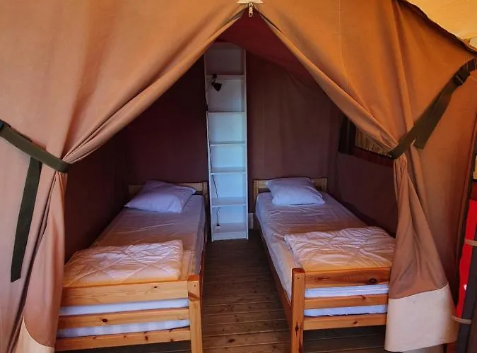 Camping Les Chagnelles