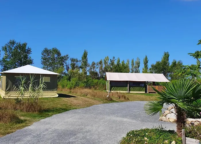 Camping Les Chagnelles *