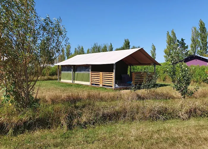 Les Chagnelles * Le Perrier