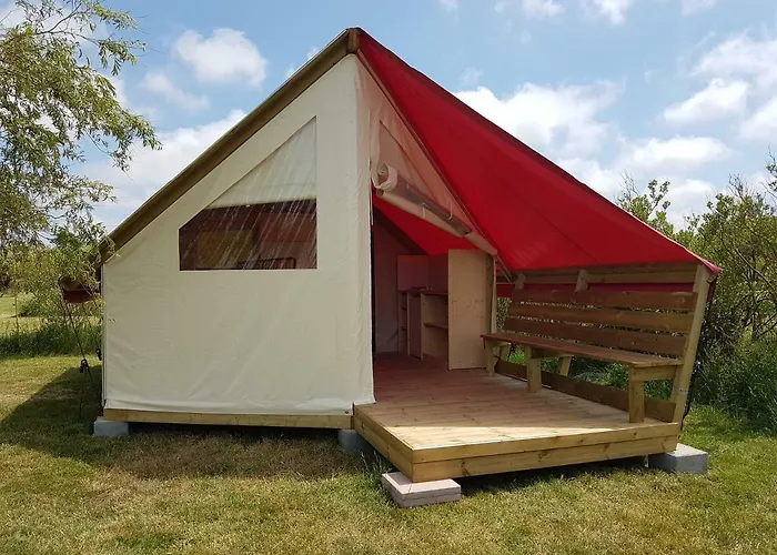 Camping Les Chagnelles *