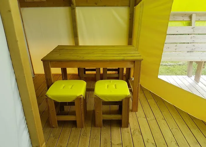 Camping Les Chagnelles *