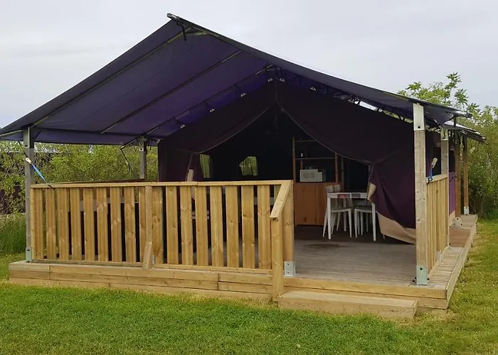 Les Chagnelles * Le Perrier